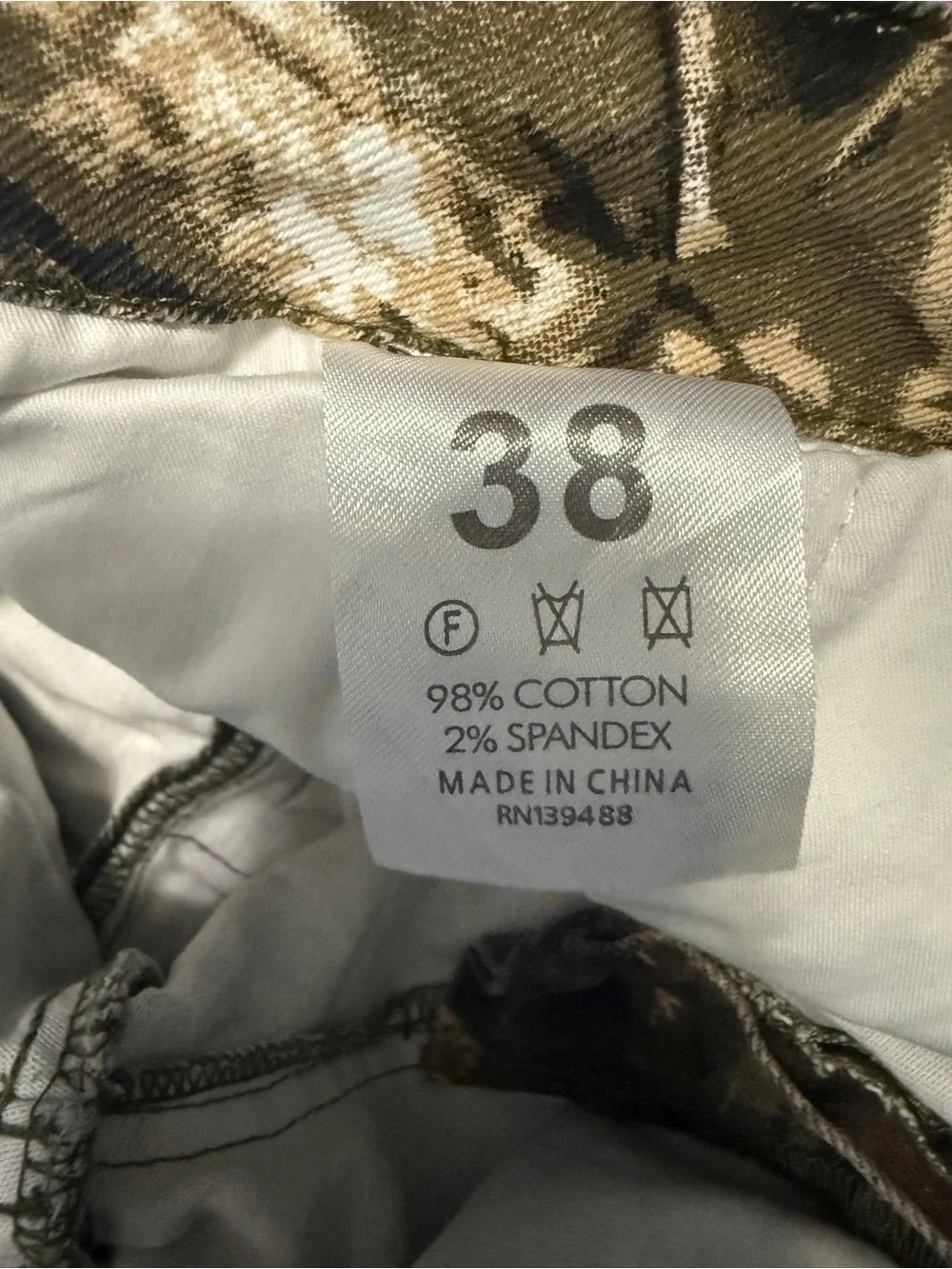 Mnml Men's Camouflage Cargo Pants - Green/Brown size 38